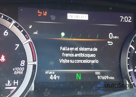 2022 Toyota Highlander Xle z USA, uszkodzony, nr VIN 5TDGZRBH2NS568220